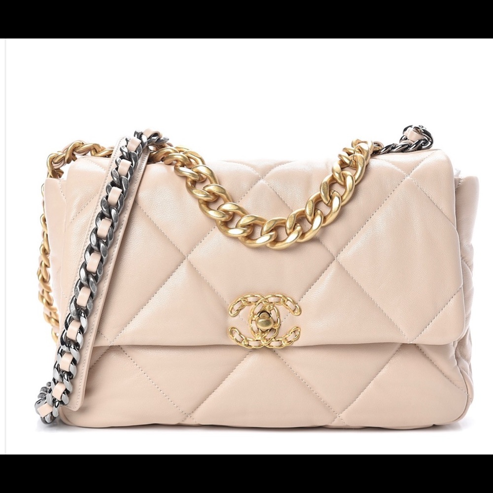 ❌SOLD❌CHANEL Goatskin Quilted 19 Flap Beige 2020